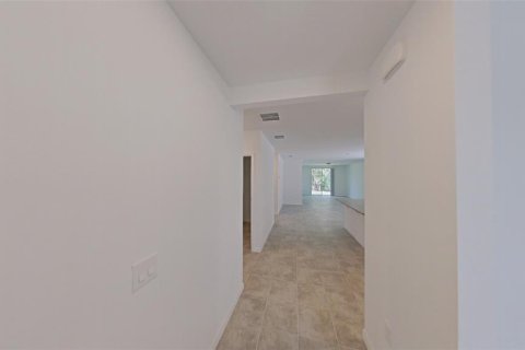 Villa ou maison à louer à Davenport, Floride: 3 chambres, 157.56 m2 № 2222542 - photo 3