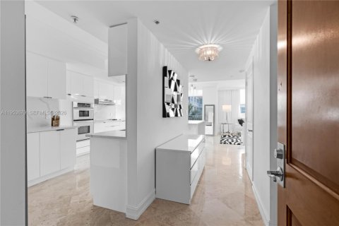 Condo in Boca Raton, Florida, 2 bedrooms  № 2008442 - photo 14