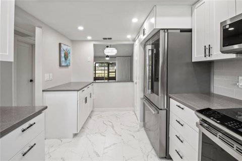 Copropriété à vendre à Bradenton, Floride: 2 chambres, 100.33 m2 № 1882779 - photo 6