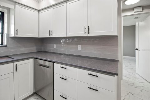 Copropriété à vendre à Bradenton, Floride: 2 chambres, 100.33 m2 № 1882779 - photo 7