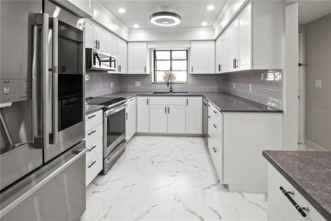 Copropriété à vendre à Bradenton, Floride: 2 chambres, 100.33 m2 № 1882779 - photo 3