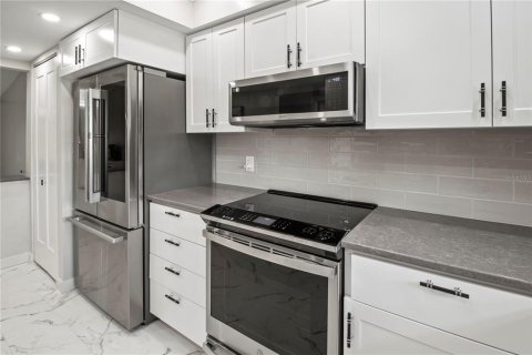 Copropriété à vendre à Bradenton, Floride: 2 chambres, 100.33 m2 № 1882779 - photo 5