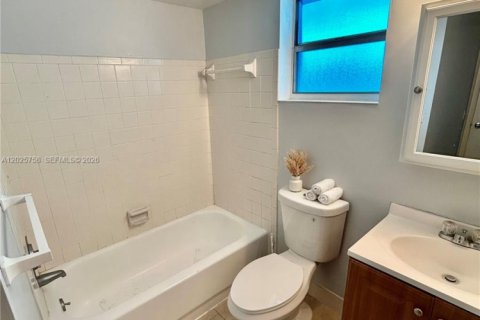 Copropriété à vendre à Boynton Beach, Floride: 1 chambre, 57.97 m2 № 2077385 - photo 16