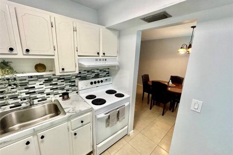 Copropriété à vendre à Boynton Beach, Floride: 1 chambre, 57.97 m2 № 2077385 - photo 2