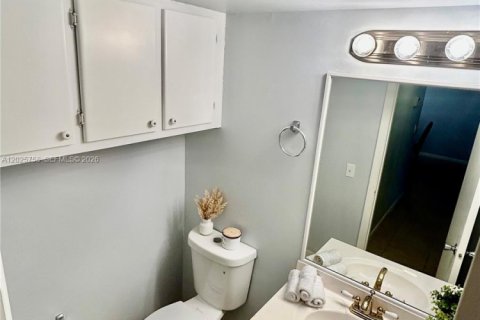 Copropriété à vendre à Boynton Beach, Floride: 1 chambre, 57.97 m2 № 2077385 - photo 13