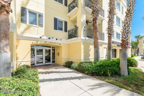 Condominio en venta en Jacksonville Beach, Florida, 3 dormitorios, 157.84 m2 № 841029 - foto 1