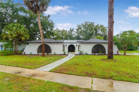 Villa ou maison à vendre à Longwood, Floride: 4 chambres, 201.04 m2 № 2410277 - photo 2