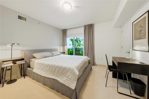Condominio en venta en Miami Beach, Florida, 2 dormitorios, 84.82 m2 № 1992861 - foto 14