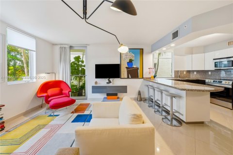 Condominio en venta en Miami Beach, Florida, 2 dormitorios, 84.82 m2 № 1992861 - foto 1