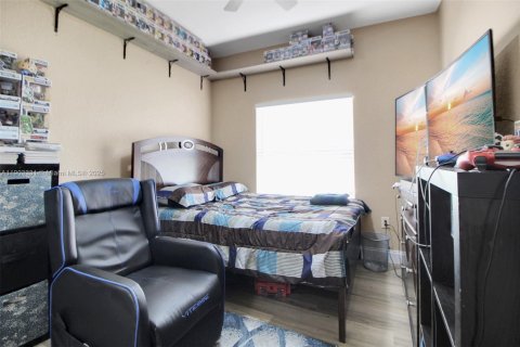 Villa ou maison à vendre à Miramar, Floride: 4 chambres, 174.47 m2 № 1955384 - photo 18