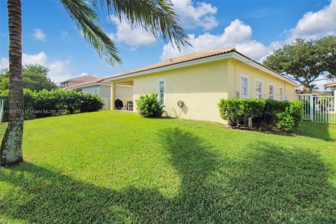 Villa ou maison à vendre à Miramar, Floride: 4 chambres, 174.47 m2 № 1955384 - photo 24