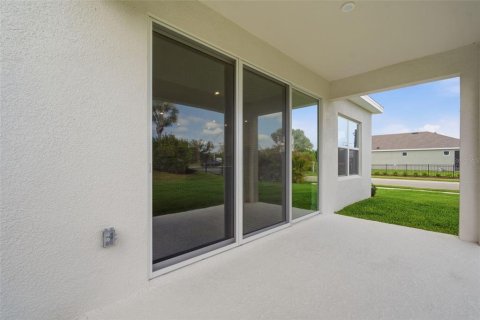 House in Parrish, Florida 4 bedrooms, 186.73 sq.m. № 2122978 - photo 30