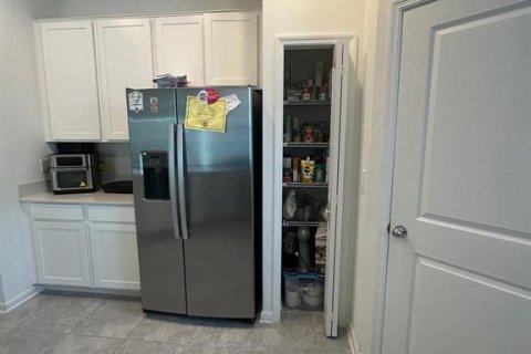 House in Davenport, Florida 4 bedrooms, 198.35 sq.m. № 1687864 - photo 12