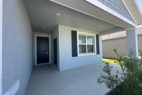 House in Davenport, Florida 4 bedrooms, 198.35 sq.m. № 1687864 - photo 4