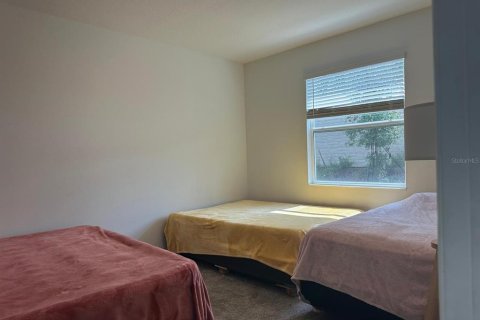 House in Davenport, Florida 4 bedrooms, 198.35 sq.m. № 1687864 - photo 30