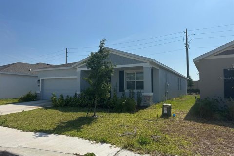 House in Davenport, Florida 4 bedrooms, 198.35 sq.m. № 1687864 - photo 3