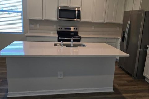 Adosado en alquiler en Sarasota, Florida, 3 dormitorios, 163.32 m2 № 1916428 - foto 3