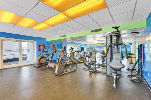 Condominio en venta en Hollywood, Florida, 1 dormitorio, 75.44 m2 № 2002397 - foto 27