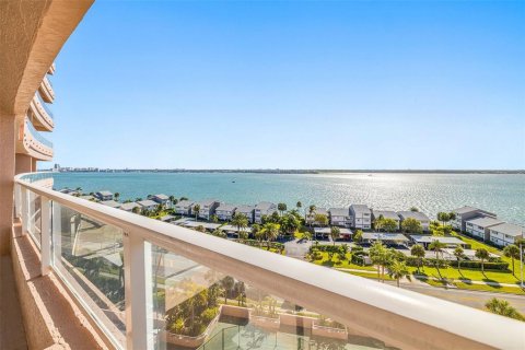 Condo in Clearwater, Florida, 2 bedrooms  № 1791184 - photo 23