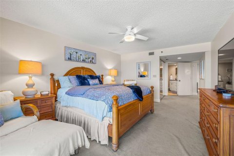 Condo in Clearwater, Florida, 2 bedrooms  № 1791184 - photo 15