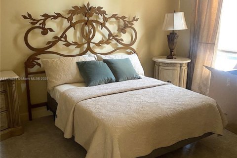 House in Palm Beach Gardens, Florida 3 bedrooms, 354.79 sq.m. № 1959089 - photo 9