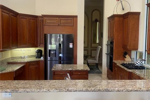 House in Palm Beach Gardens, Florida 3 bedrooms, 354.79 sq.m. № 1959089 - photo 6