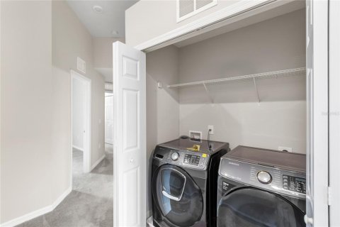 Townhouse in Orlando, Florida 3 bedrooms, 174.75 sq.m. № 1855562 - photo 12