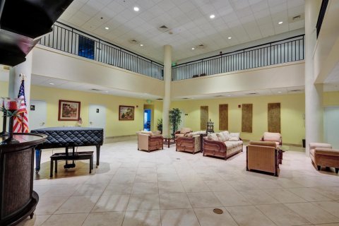Condominio en venta en Boynton Beach, Florida, 1 dormitorio, 70.42 m2 № 1222696 - foto 1