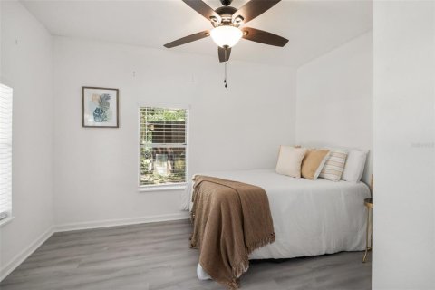 House in Alachua, Florida 3 bedrooms, 111.48 sq.m. № 1885229 - photo 13