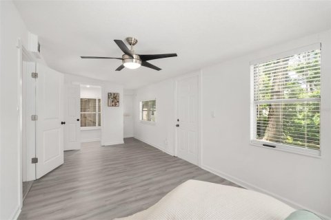 House in Alachua, Florida 3 bedrooms, 111.48 sq.m. № 1885229 - photo 18
