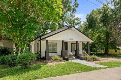 House in Alachua, Florida 3 bedrooms, 111.48 sq.m. № 1885229 - photo 1