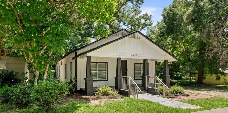 House in Alachua, Florida 3 bedrooms, 111.48 sq.m. № 1885229