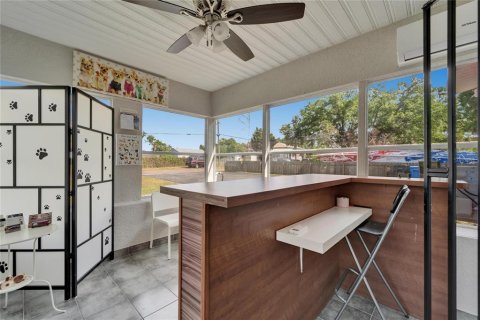 Commercial property in Brandon, Florida 170.2 sq.m. № 1615875 - photo 17