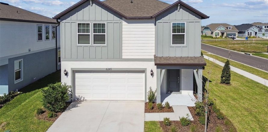 House in Apollo Beach, Florida 4 bedrooms, 213.12 sq.m. № 1842174