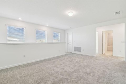 Купить виллу или дом в Аполло-Бич, Флорида 6 комнат, 213.12м2, № 1842174 - фото 12