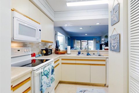 Снять в аренду кондоминиум в Нью-Смирна-Бич, Флорида 1 комната, 117.34м2, № 1561674 - фото 16