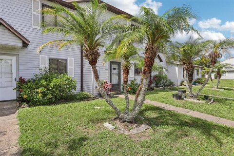 Villa ou maison à vendre à Port Orange, Floride: 2 chambres, 107.02 m2 № 1779083 - photo 3