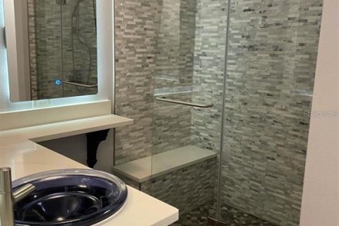 Condominio en alquiler en Tampa, Florida, 1 dormitorio, 69.77 m2 № 1886683 - foto 9