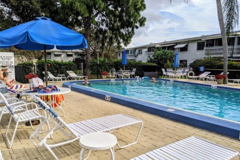 Condominio en alquiler en Bradenton, Florida, 1 dormitorio, 53.51 m2 № 1788963 - foto 25