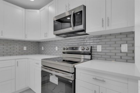 Casa en venta en Orlando, Florida, 2 dormitorios, 134.24 m2 № 2199402 - foto 5