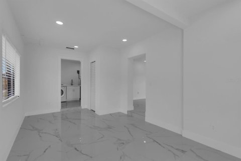 Casa en venta en Orlando, Florida, 2 dormitorios, 134.24 m2 № 2199402 - foto 9