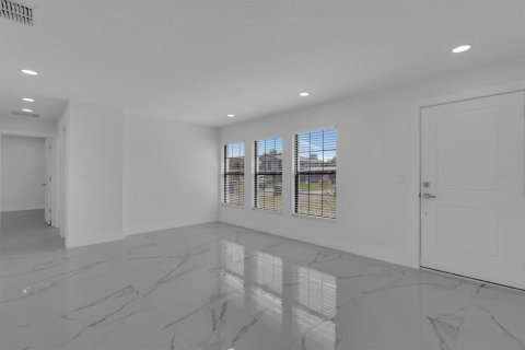 Casa en venta en Orlando, Florida, 2 dormitorios, 134.24 m2 № 2199402 - foto 19