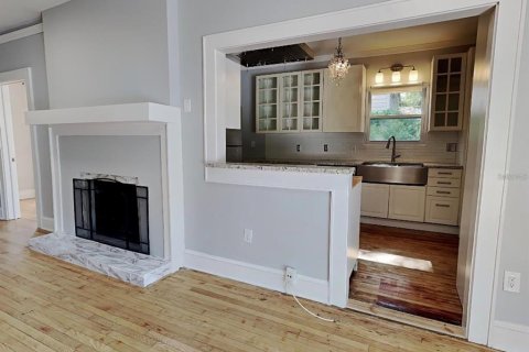 Casa en venta en Orlando, Florida, 2 dormitorios, 98.85 m2 № 1918547 - foto 2