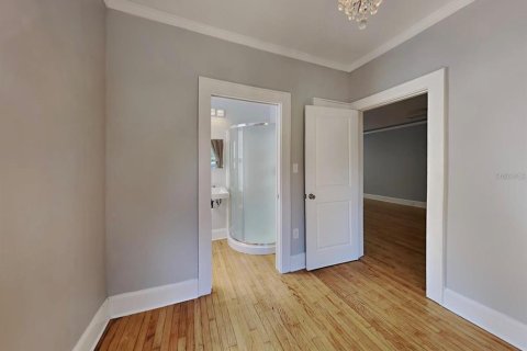 Casa en venta en Orlando, Florida, 2 dormitorios, 98.85 m2 № 1918547 - foto 9