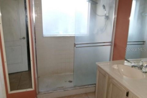 House in Orlando, Florida 4 bedrooms, 176.79 sq.m. № 2116622 - photo 13