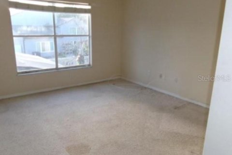 House in Orlando, Florida 4 bedrooms, 176.79 sq.m. № 2116622 - photo 11
