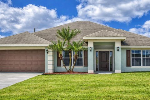 House in Port St. Lucie, Florida 4 bedrooms, 229.93 sq.m. № 2188234