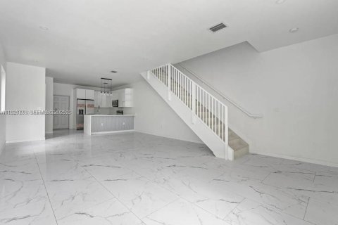 Villa ou maison à louer à Pompano Beach, Floride: 3 chambres, 129.13 m2 № 1986647 - photo 4