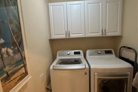 Снять в аренду кондоминиум в Брейдентон, Флорида 8 комнат, 120.4м2, № 1619072 - фото 21