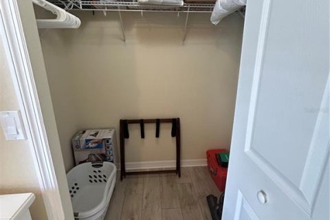 Снять в аренду кондоминиум в Брейдентон, Флорида 8 комнат, 120.4м2, № 1619072 - фото 19